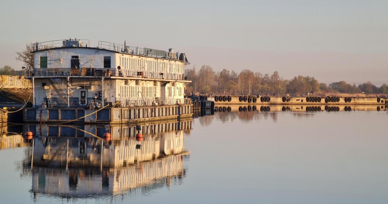 Float House Nr 659 Appartement Riga Buitenkant foto